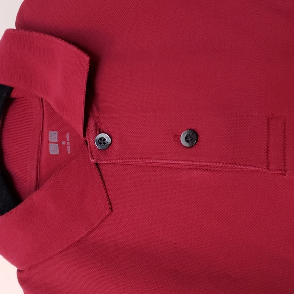 Uniqlo - Red Polo - Picture 3 of 4
